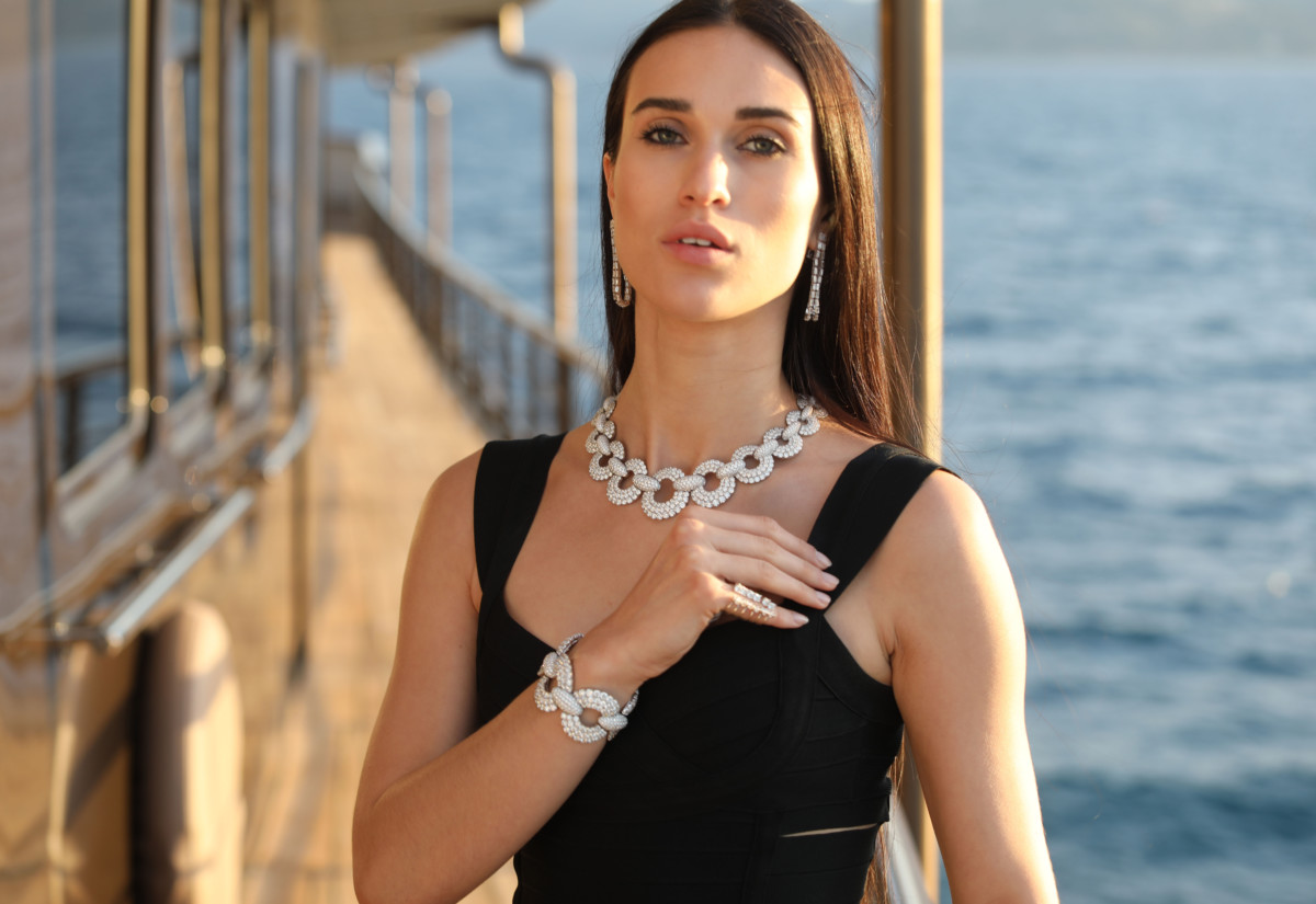 Jewellery boutiques installed on superyachts for billionaires