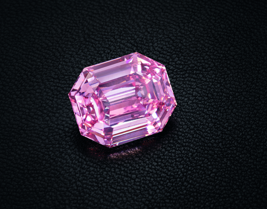 Fancy pink diamonds deals