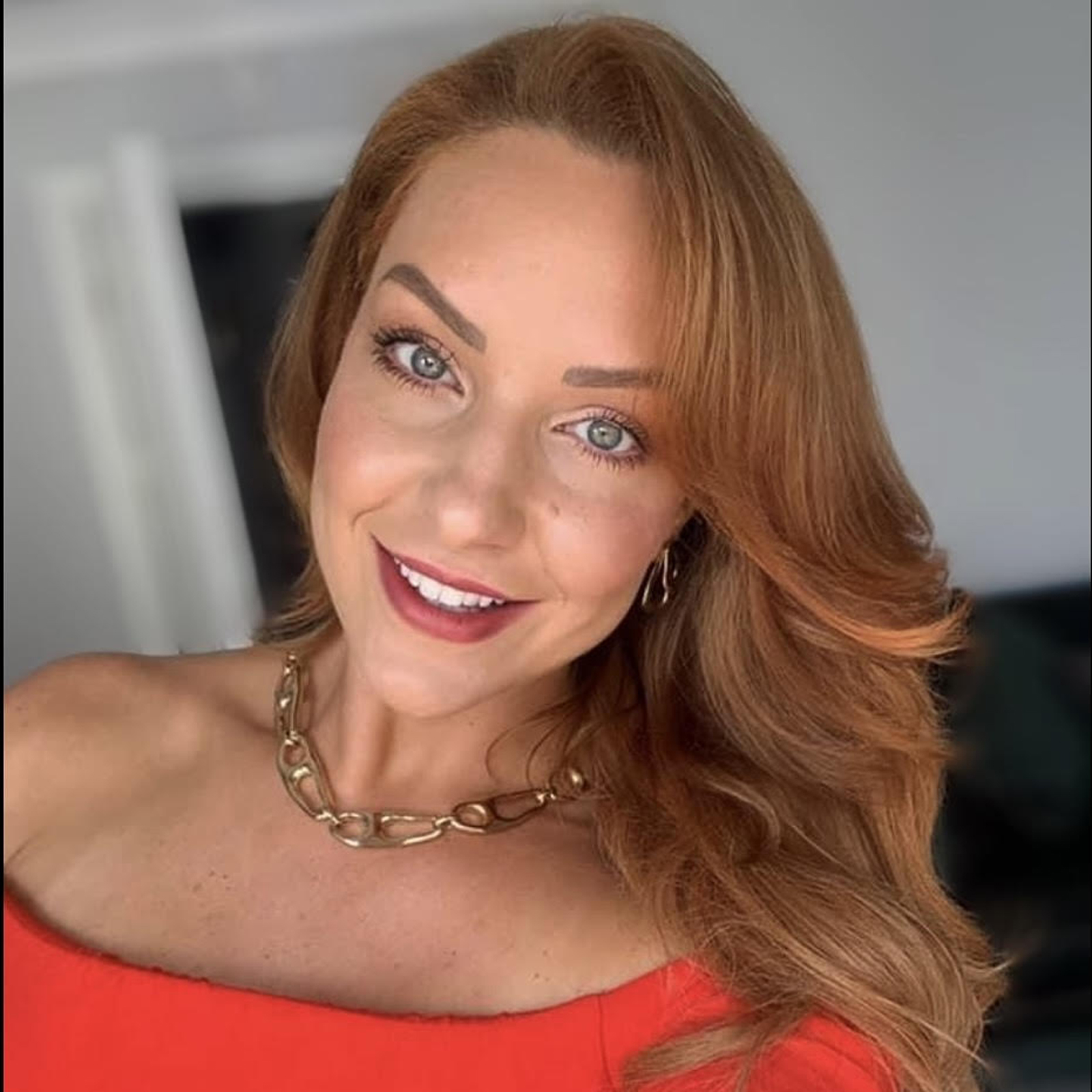 Emma Gregory's Instagram, Twitter & Facebook on IDCrawl