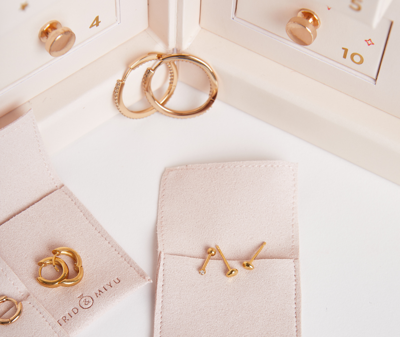 astrid-miyu-drops-first-ever-jewellery-advent-calendar