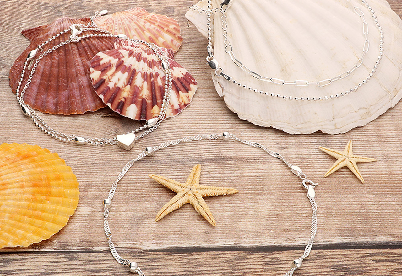 Jewellery supplier believes anklets are next big trend for summer 2022