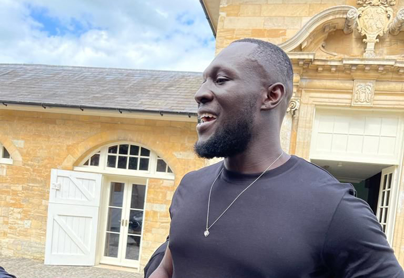 British rapper wears Matilde Jewellery lab grown diamond necklace