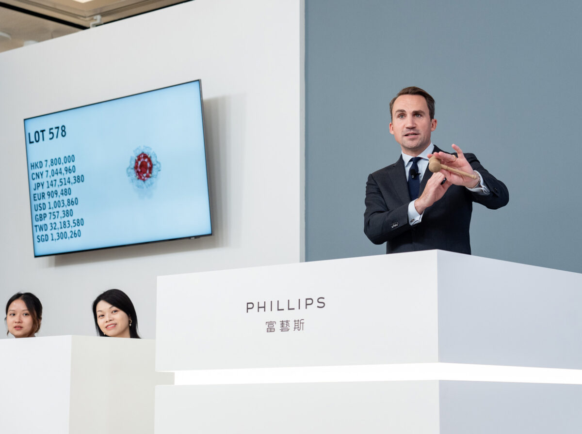 Phillips’ Hong Kong Jewels Auction sees 89% YOY increase